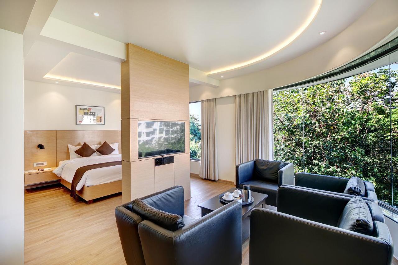 Hotel Mumbai House Ghansoli, Navi Mumbai Exteriör bild