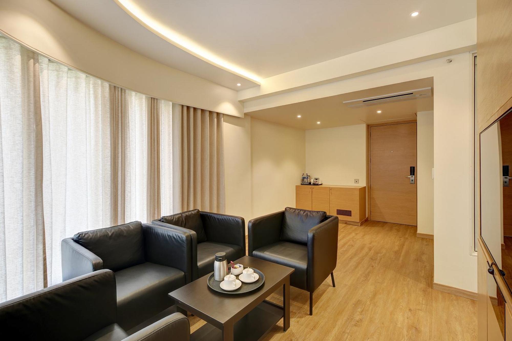 Hotel Mumbai House Ghansoli, Navi Mumbai Exteriör bild