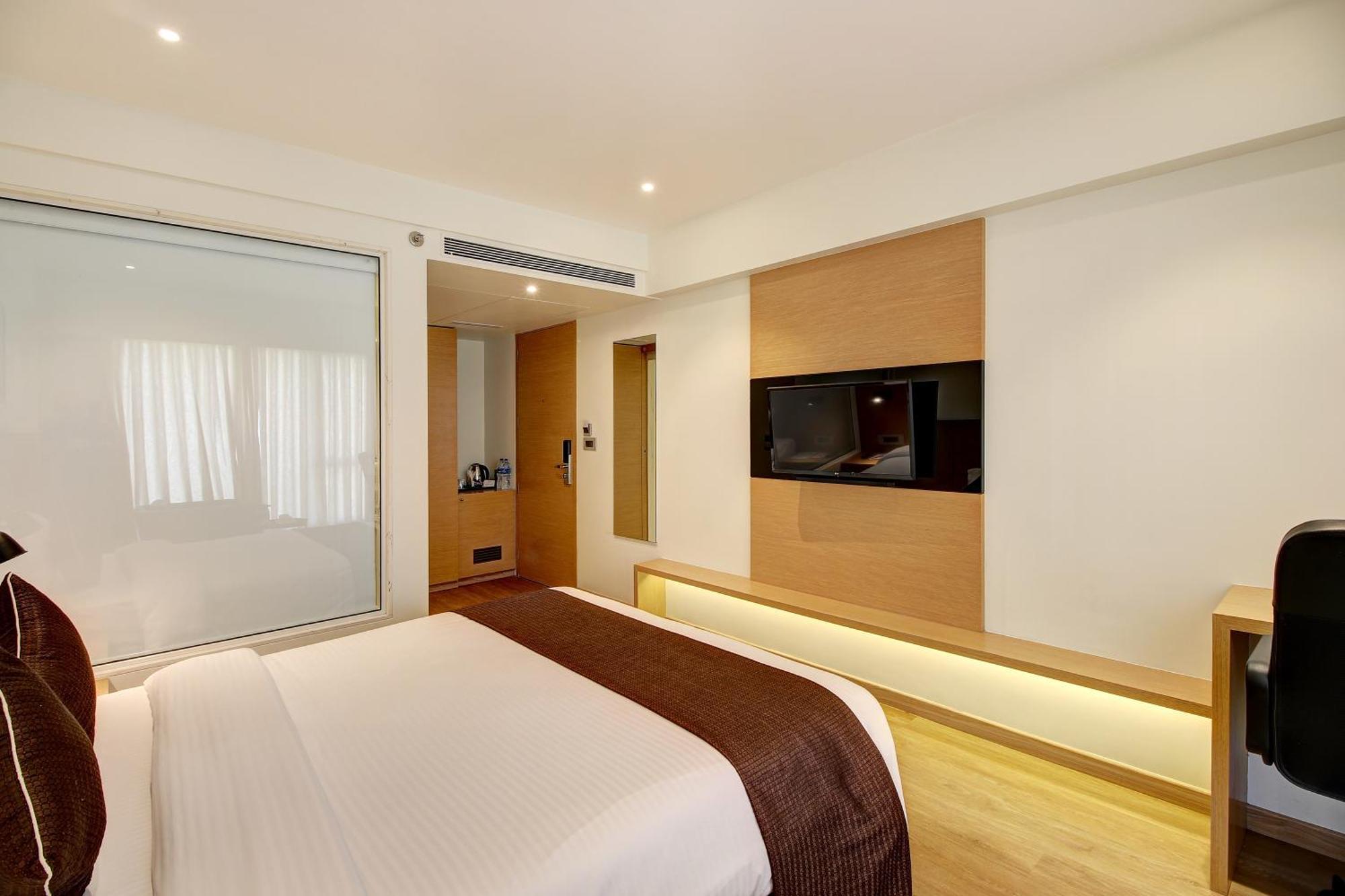 Hotel Mumbai House Ghansoli, Navi Mumbai Exteriör bild