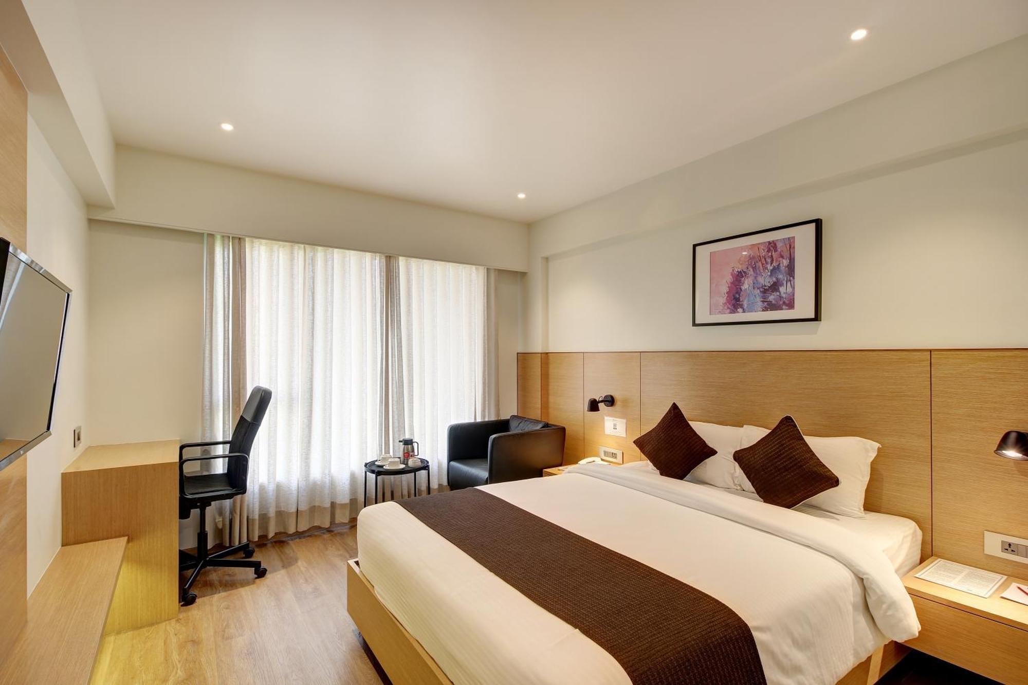Hotel Mumbai House Ghansoli, Navi Mumbai Exteriör bild